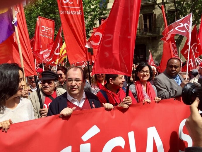 Esther Niubó, Miquel Iceta i Eva Granados en la manifestació de el 1 de Maig
