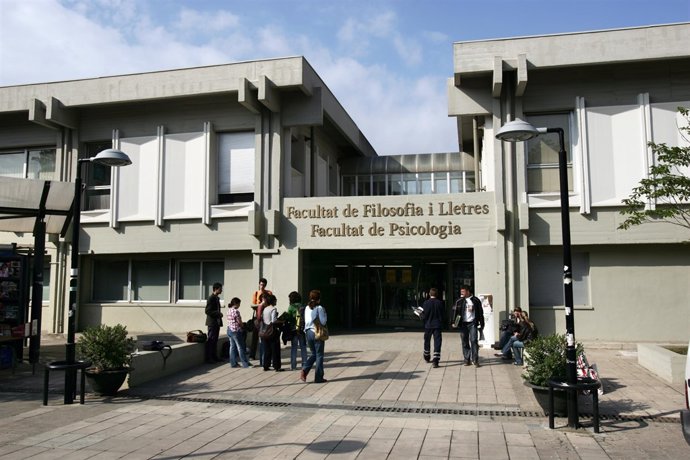 La Facultat de Filosofia  Lletres de la UAB