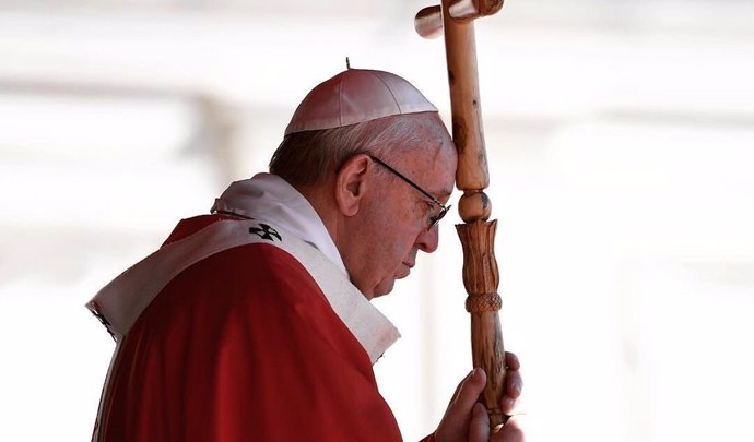 El Papa Francisco durante la celebración de una misa esta Semana Santa