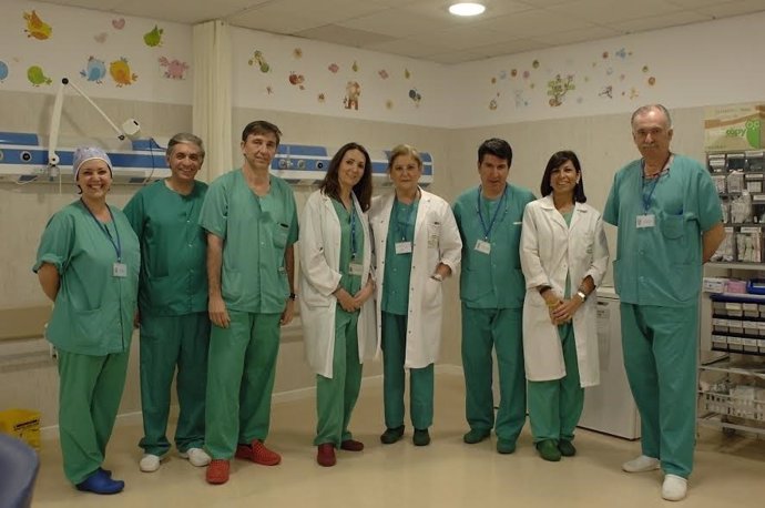 Profesionales de Cirugía Pediátrica y Anestesia Infantil