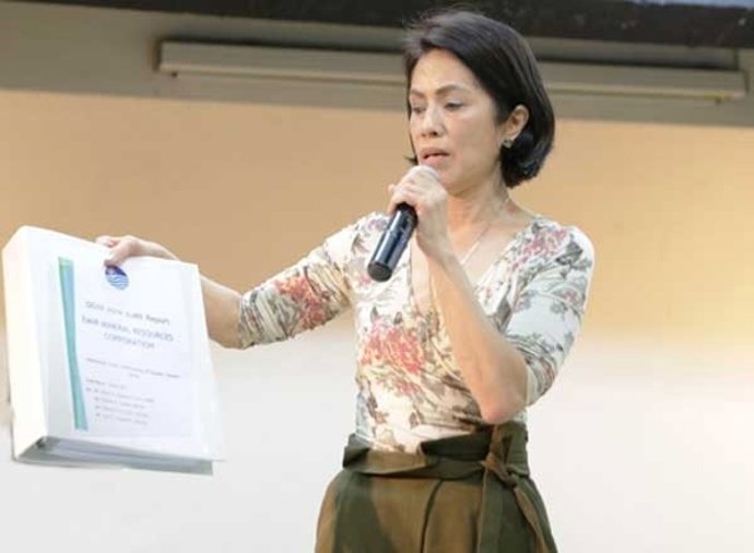 Regina López, en una comparecencia como ministra de Medio Ambiente de Filipinas