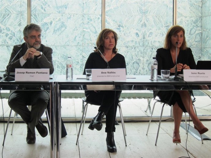 Josep Ramon Fontana, Ana Vallés y Ione Ruete                               