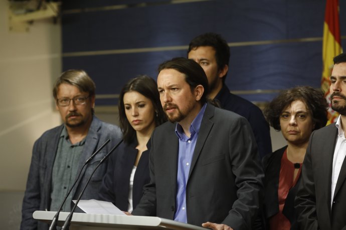 Roda de premsa d'Units Podem en la qual s'anuncia una moció contra Rajoy