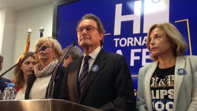 A.Mas, J.Ortega i I.Rigau en roda de premsa després de conèixer la sentència
