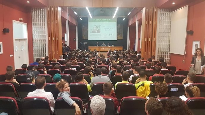 Presentación de la Ley del Deporte en Huelva.