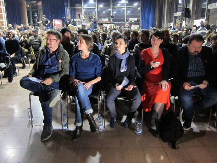 Xavier Domènech, Marta Sibina, Lucía Martín, Mar Garcia, Joan Mena (EnComúPodem)