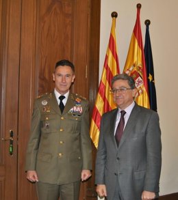 L'inspector general de l'Exèrcit F.Aznar i el delegat I.Millo.