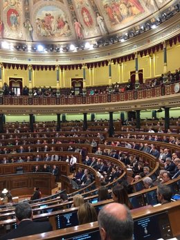 Diputados en el hemiciclo