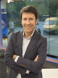 El director de informativos de COPE José Luis Pérez conducirá 'Spain is Different' en 13tv