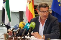 La Junta destaca el "abril histórico" tras el descenso del paro, ante el que muestra su "satisfacción moderada"