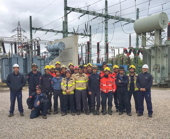 Formación de bomberos sobre riesgos eléctricos