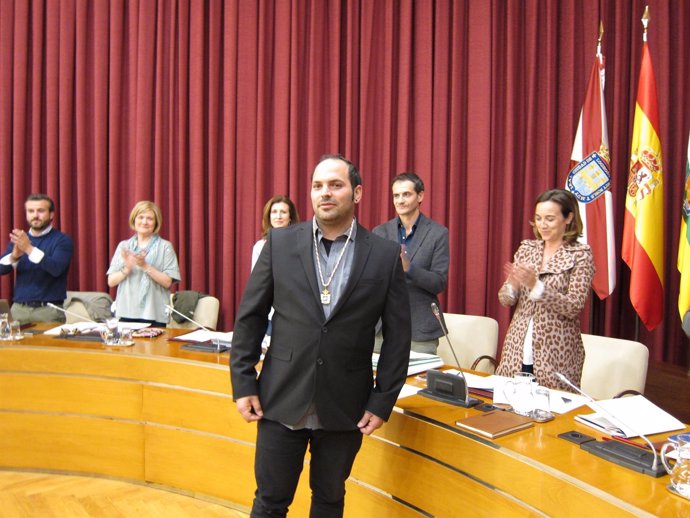 Antonio Fuertes nuevo concejal de Ciudadanos en el Ayuntamiento de Logroño
