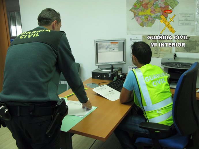 DETENIDOS POR HURTO Y RECEPTACIÓN