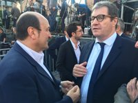 Ortuzar acude a Arbi (Francia) para trasladar el apoyo del PNV a Emmanuel Macron a las presidenciales francesas 