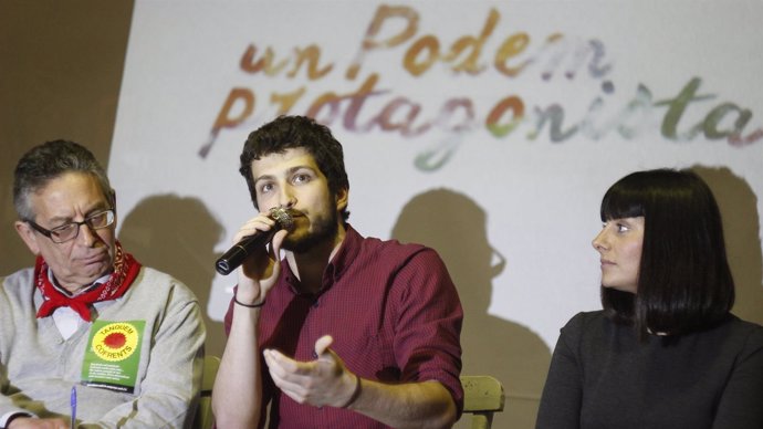 Estañ, Geffner y Mínguez en la presentación de Una Marea per Aprofundir el Canvi