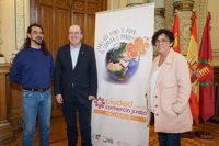 Ayuntamiento de Valladolid y UVA se unen a la Plataforma de Comercio Justo para celebrar el Día Mundial
