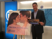 Albiol (PP) cree que anunciar la compra de urnas es como comprar un coche sin carné