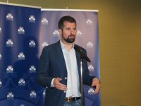 Tudanca, "orgulloso y optimista" sobre las primarias del PSOE