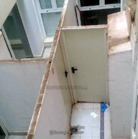 Turismo.- Paralizada en Triana la actividad de un espacio de alojamientos turísticos clandestinos