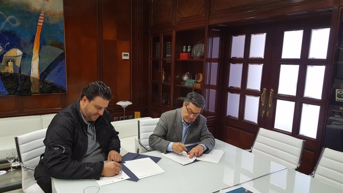 Acuerdo entre el Puerto de Huelva y la Fundación Prenauta. 