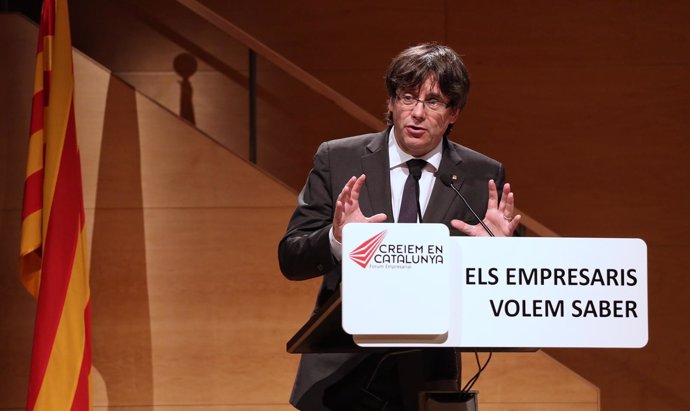 El pte.C.Puigdemont, en un acto en Girona