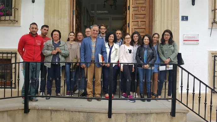 La delegada de Empleo en Jaén, Paz del Moral, en el Ayuntamiento de Quesada