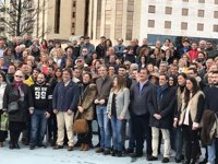 De la Serna muestra su "respaldo y lealtad" a Sáenz de Buruaga tras la demanda de los afines a Diego