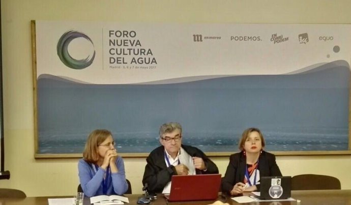 Ana Taboada participa en el Foro del Agua en Madrid.