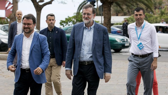 Asier Antona, Mariano Rajoy y Manuel Domínguez