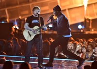 Ed Sheeran sorprende en el concierto de Stormzy cantando Shape of You