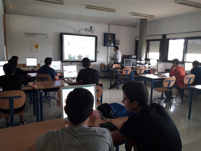 Los alumnos de Benahadux y Dalías, los primeros en realizar los talleres.