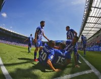 El Athletic pierde ante el Alavés y desaprovecha el empate de la Real Sociedad