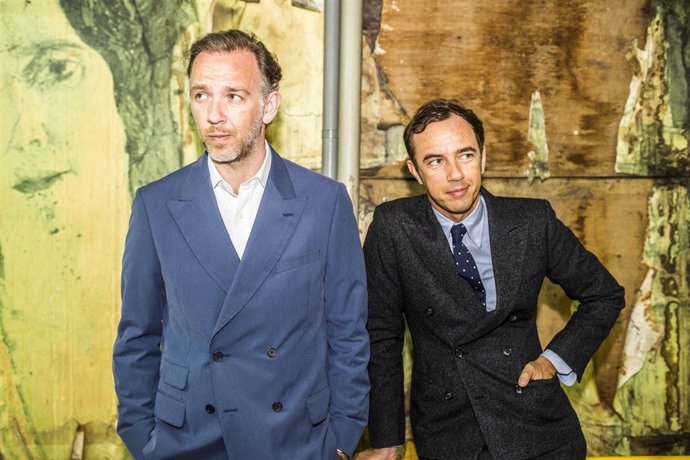 Los belgas 2manydjs en Santiago dentro de SON Estrella Galicia