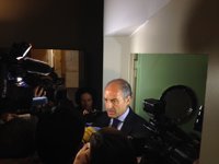 Camps dice que sería un homenaje a Barberá que el PP gobernara en València: "Es mucho mejor que la nada, como ahora"