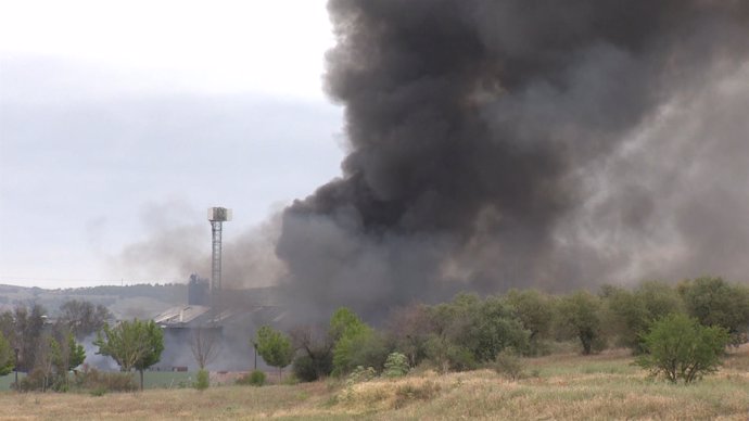 El incendio de Arganda deja 15 heridos