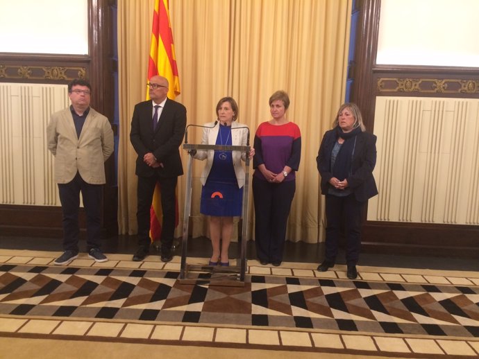 Joan Josep Nuet, Lluís Corominas, Carme Forcadell, Anna Simó, Ramona Barrufet