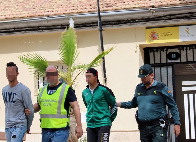 La Guardia Civil Desmantela Un Grupo Delictivo Dedicado A Asaltar Las Instalacio