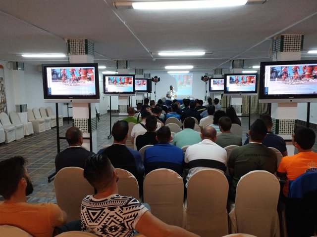 Los talleres han combinado sesiones teóricas, con clases prácticas.