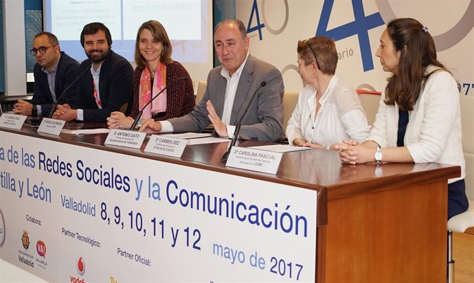 Inauguración de la Semana de las Redes Sociales y la Comunicación