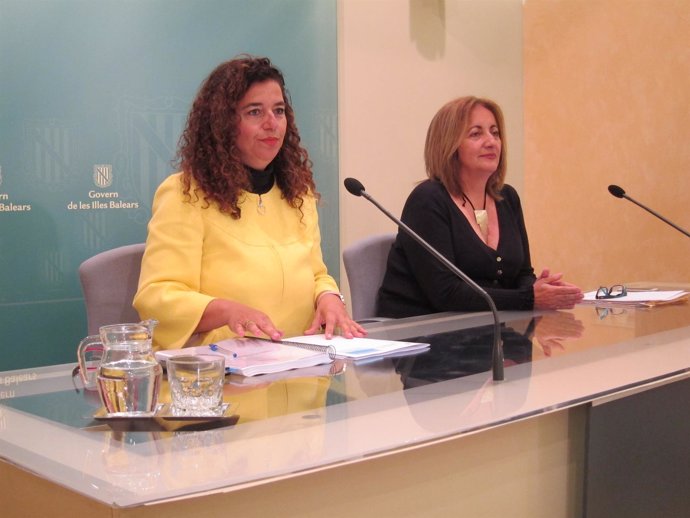 Fanny Tur y Pilar Costa