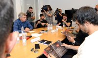 Villar expone a los futbolistas su proyecto continuista en la RFEF en la sede de AFE