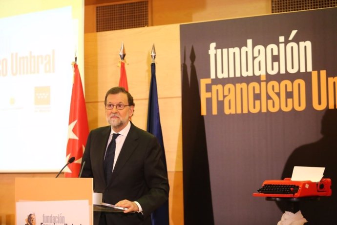 Mariano Rajoy en la entrega del Premio Francisco Umbral