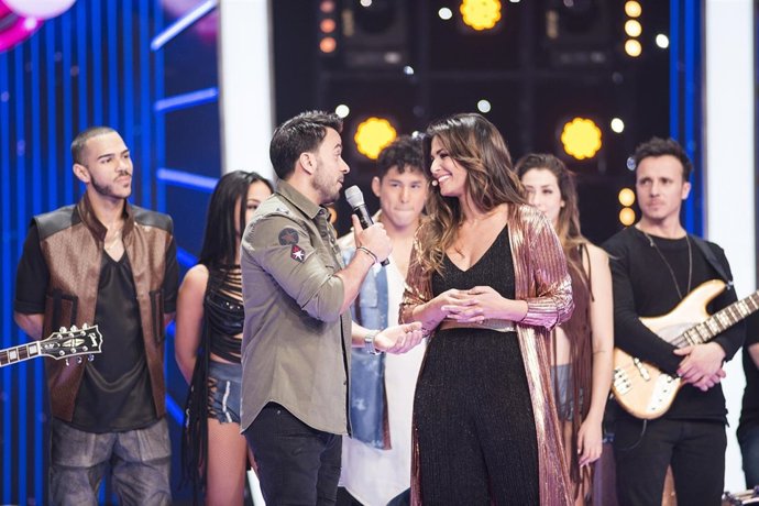 Luis Fonsi/LauraPeris