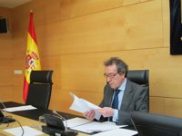 CyL reconoce "dificultades" para firmar el convenio con Cantabria para la atención en el Hospital Tres Mares