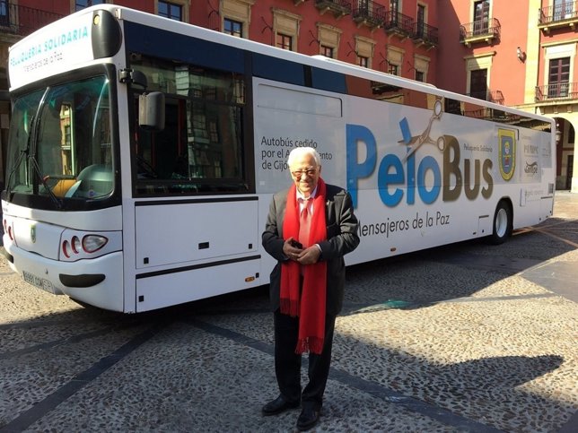 Padre Ángel - Pelobús