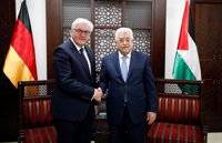 Abbas se declara dispuesto a reunirse con Netanyahu bajo los auspicios de Trump