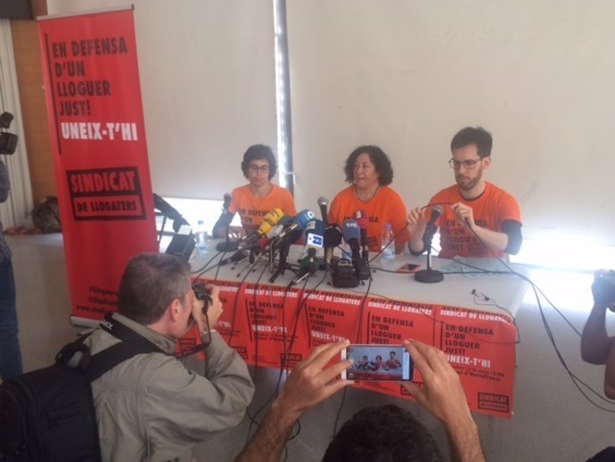 Roda de premsa a Barcelona del primer sindicat d'inquilins