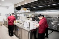 Unas 275 empresas malagueñas facilitan 712 empleos a personas en riesgo de exclusión con Incorpora de "la Caixa"