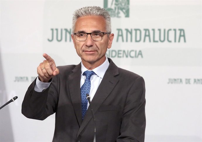 El portavoz del Gobierno andaluz, Miguel Ángel Vázquez, en rueda de prensa