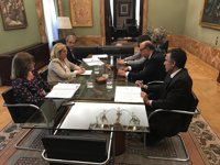 La delegada del Gobierno en Madrid trata con el director de la Policía el World Pride 2017 y la final de la Copa del Rey